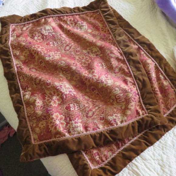 Other - XLONG PILLOW SHAM SET OF TWO/BROWN VELVET RUST GOL